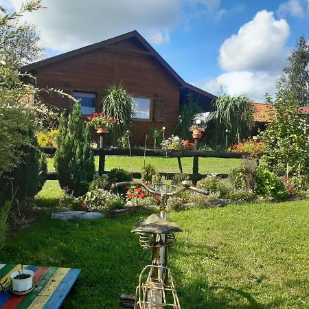 Domek W Kwiatach Zyndaki Esterno foto
